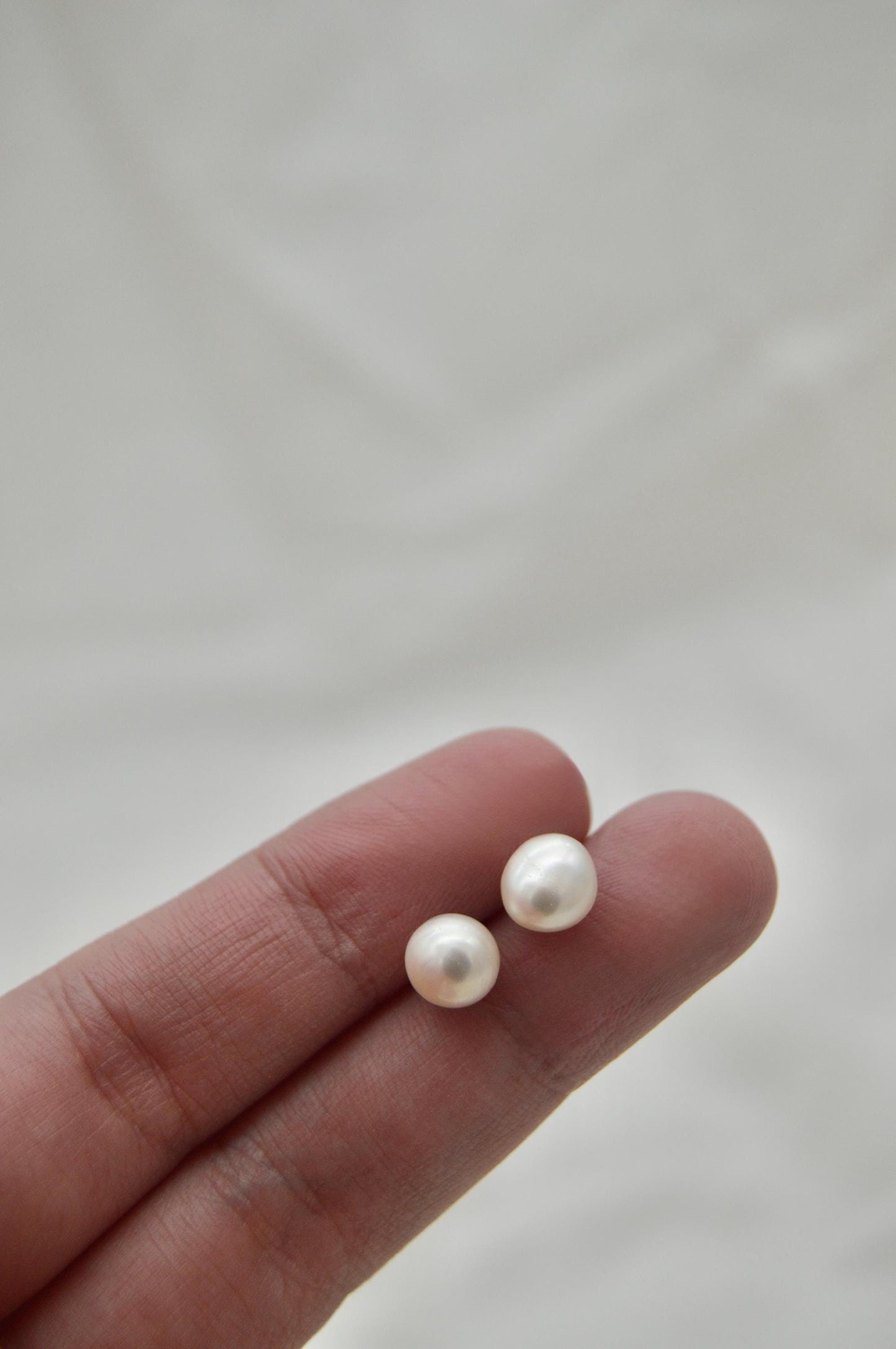 Baroque Pearl Stud Earrings Size